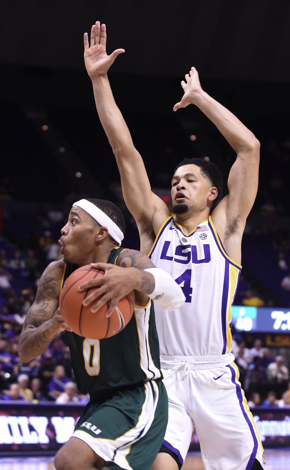 lsumensbasketball.110718_HS_1693